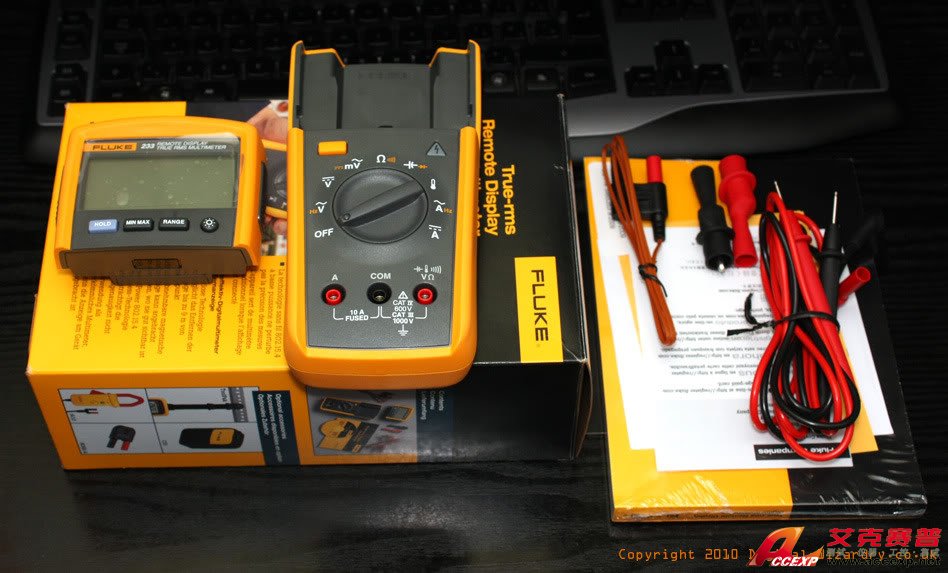 Fluke 233 數(shù)字萬用表(真有效值、遠(yuǎn)程控制、顯示分離)圖片