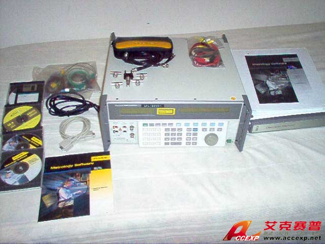 FLUKE 5500A 多功能校準(zhǔn)器