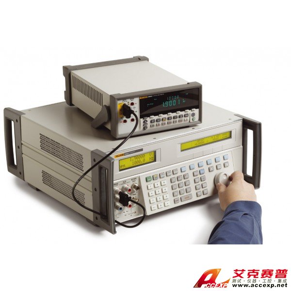 FLUKE 5522A 電力電子儀器多功能校準(zhǔn)器